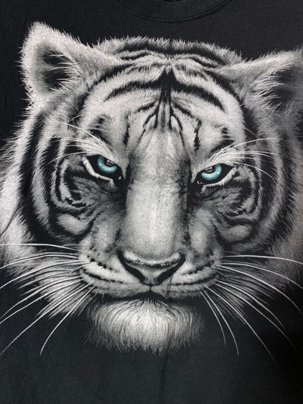 White Tiger T Shirt - Picture 2 of 4